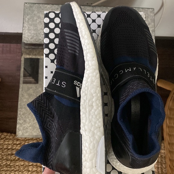 Adidas Ultra Boost by Stella McCartney Size 7 - Picture 6 of 9